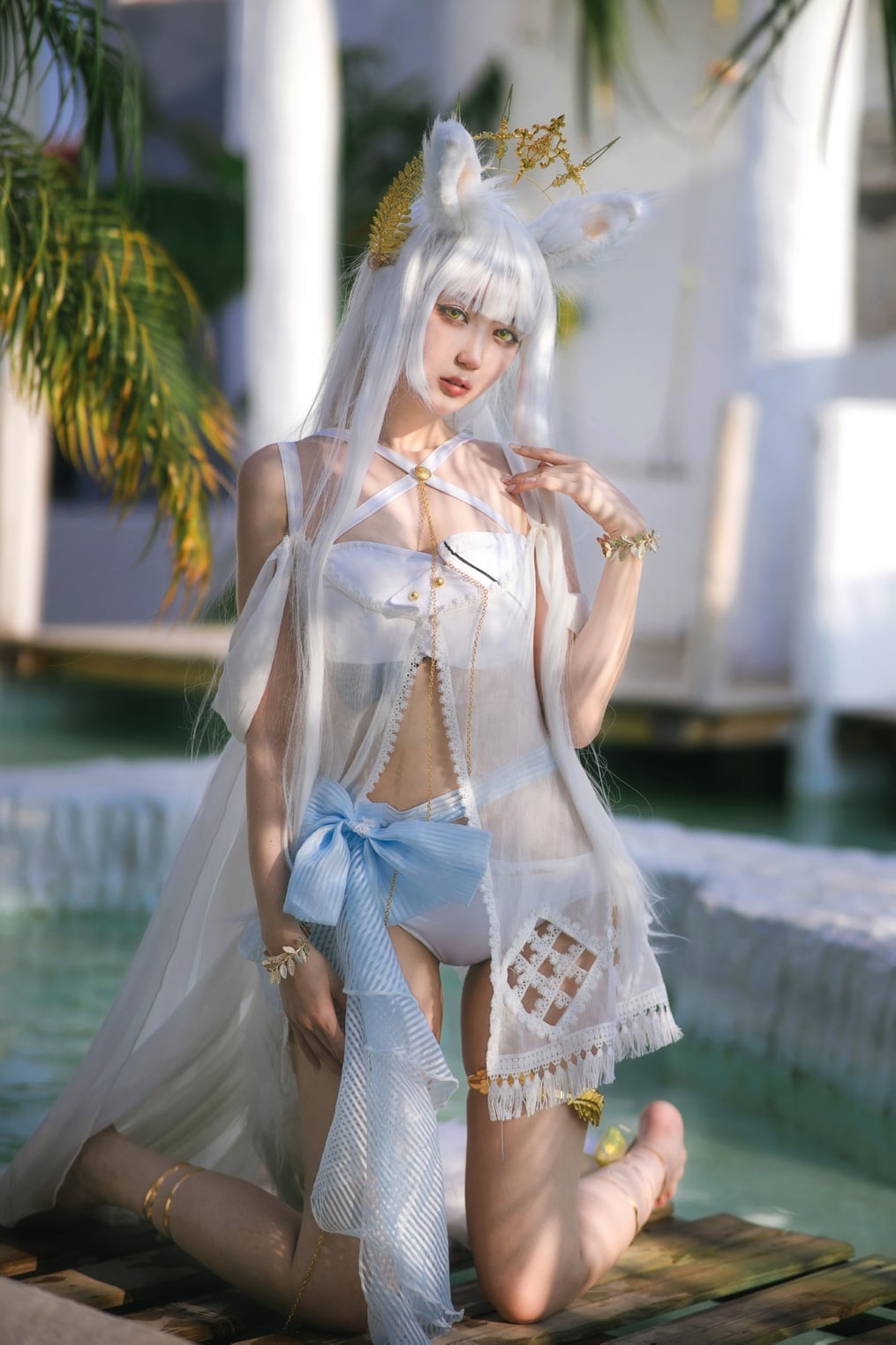 周叽是可爱兔兔 – NO.013 白金泳装 [23P]